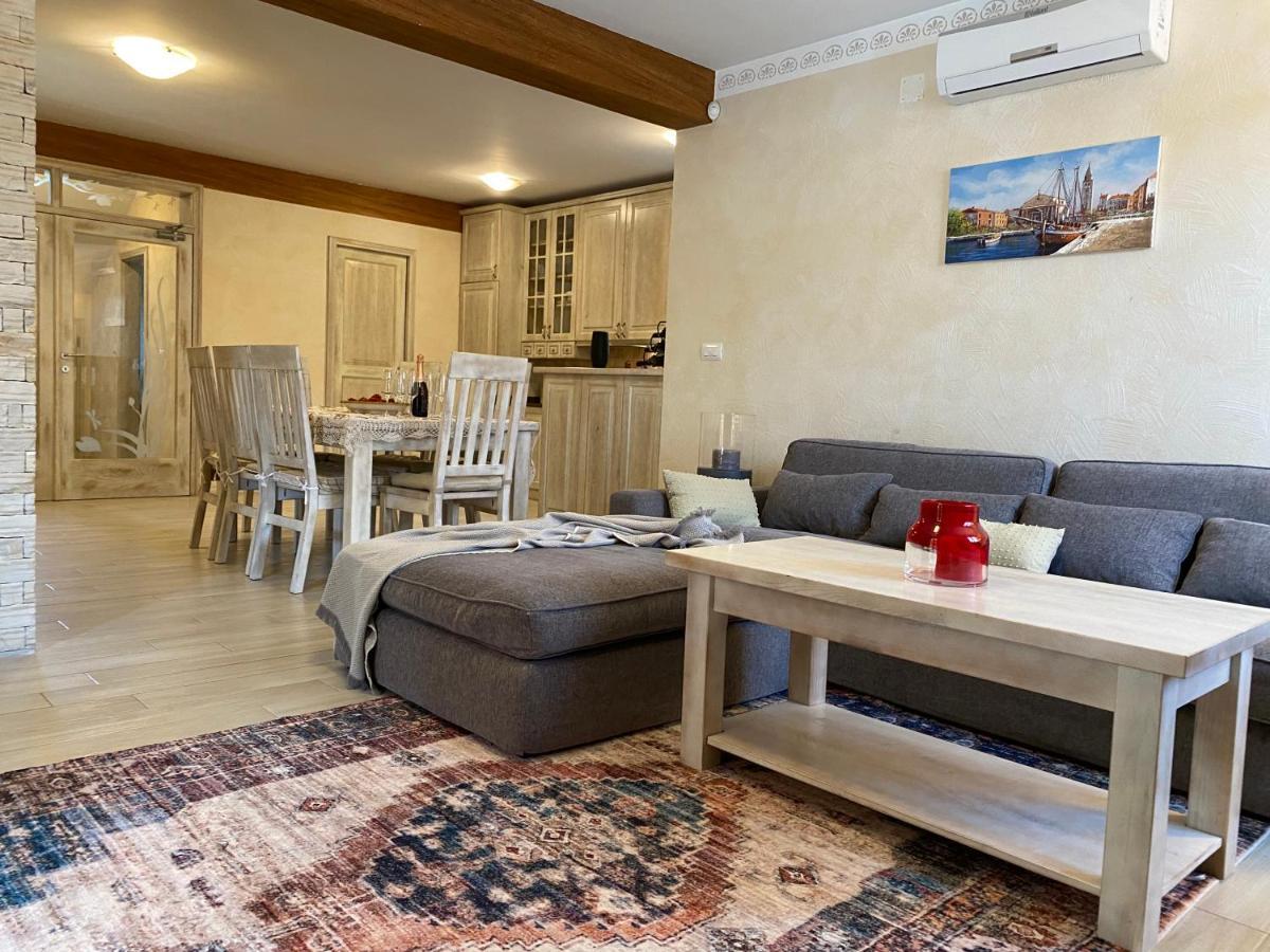 Villa Eva Karigador Novigrad Istria Εξωτερικό φωτογραφία